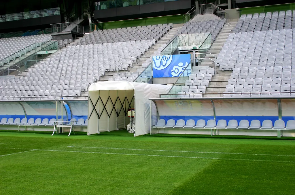 RB 1 TUNNEL-Sportgärete2000-Stadium Innsbruck-2.webp