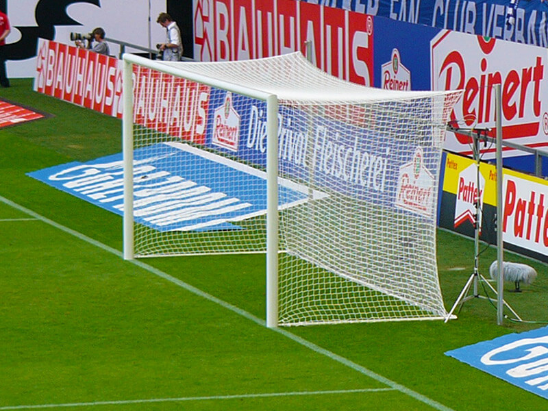 [SCH26000205] Wettkampf-Fußballtor Schäper Typ 1 mit Spannstangen 7,32 x 2,44 m (eingefräste Netzaufhängung, weiß)